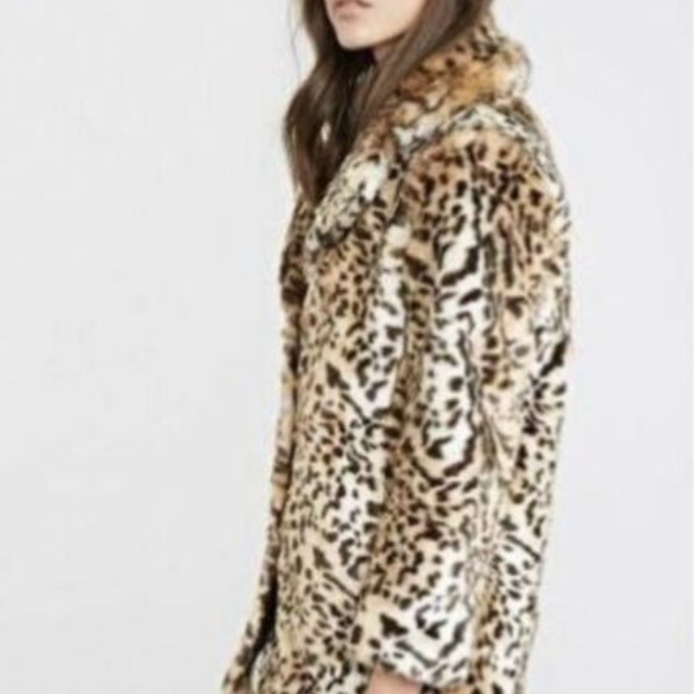 Forever 21 Animal Cheetah Print Faux Fur Coat - Picture 4 of 15